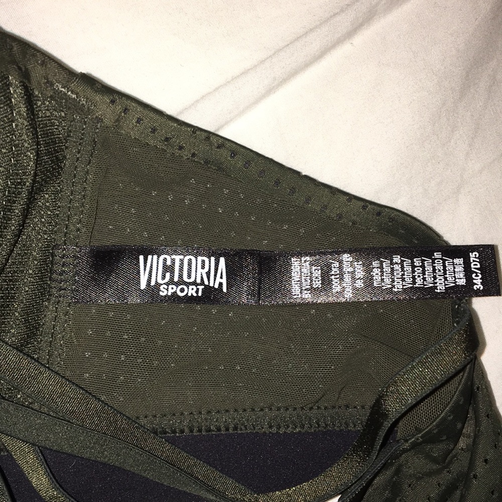 Victoria’s Secret Sport Bra - Picture 3 of 3